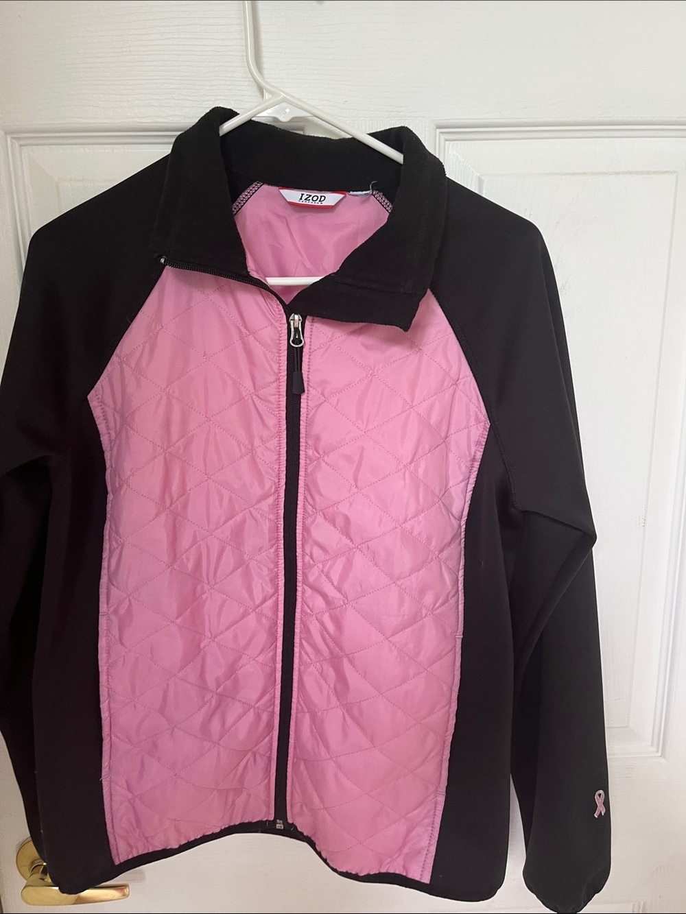 Izod Pink Quilted Front Black Sleeve Golf Jacket w/2 hidden front pockets